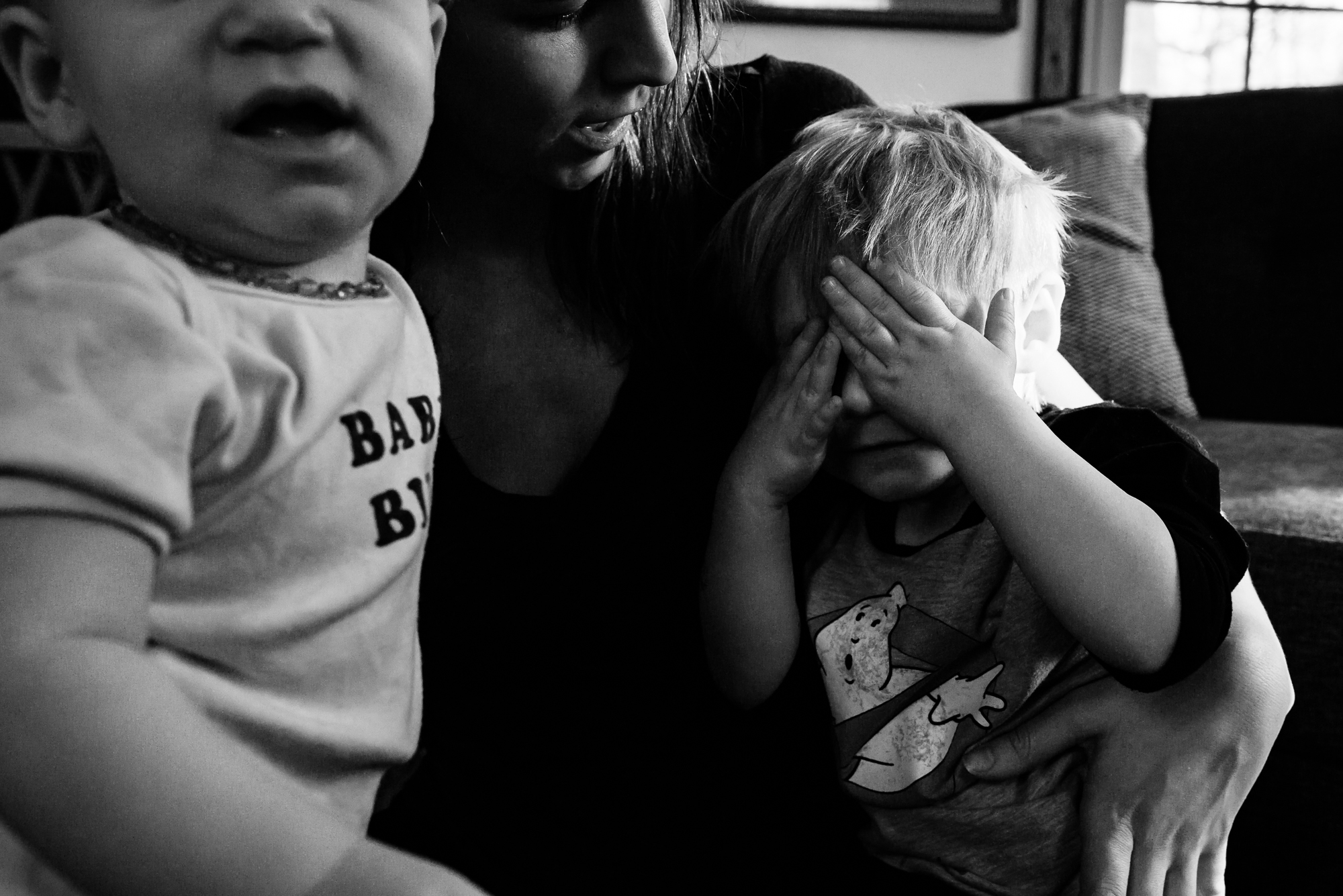 Minneapolis Breastfeeding Family Photography-1.jpg