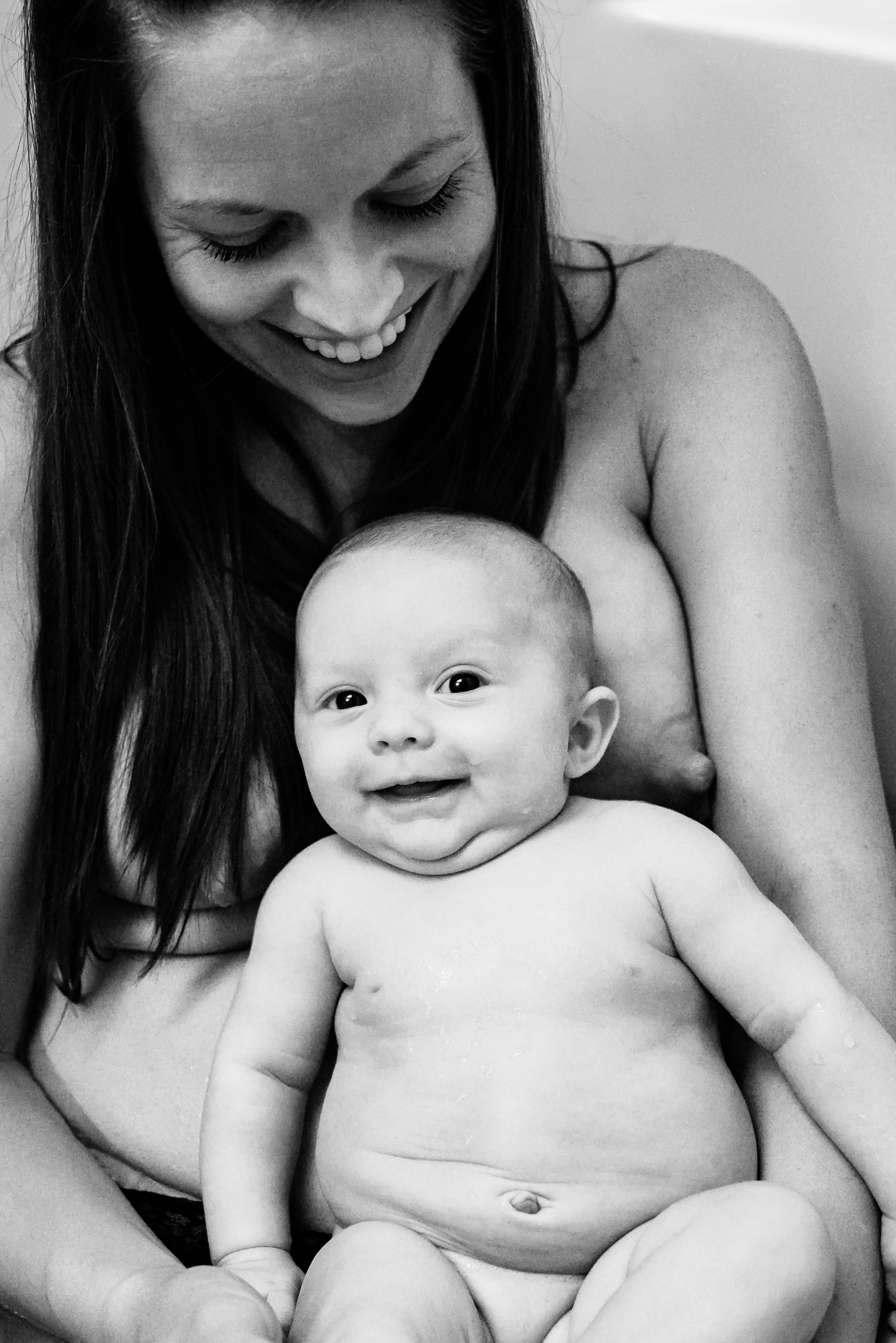 Meredith Westin Photography- Minneapolis Birth Stories and Films milk bath-September 11, 2018-101123.jpg