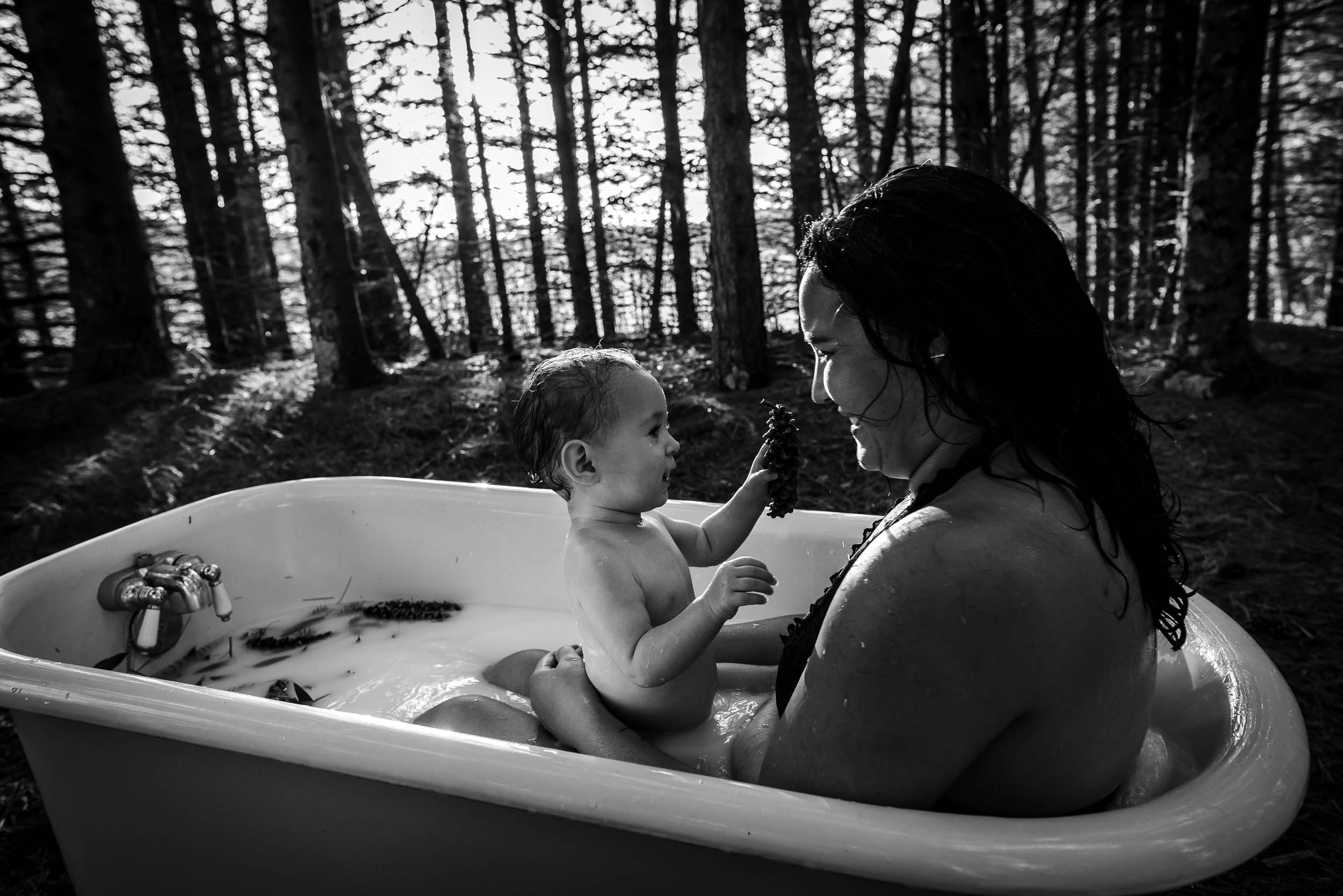 Minneapolis Postpartum Breastfeeding Photography-35.jpg