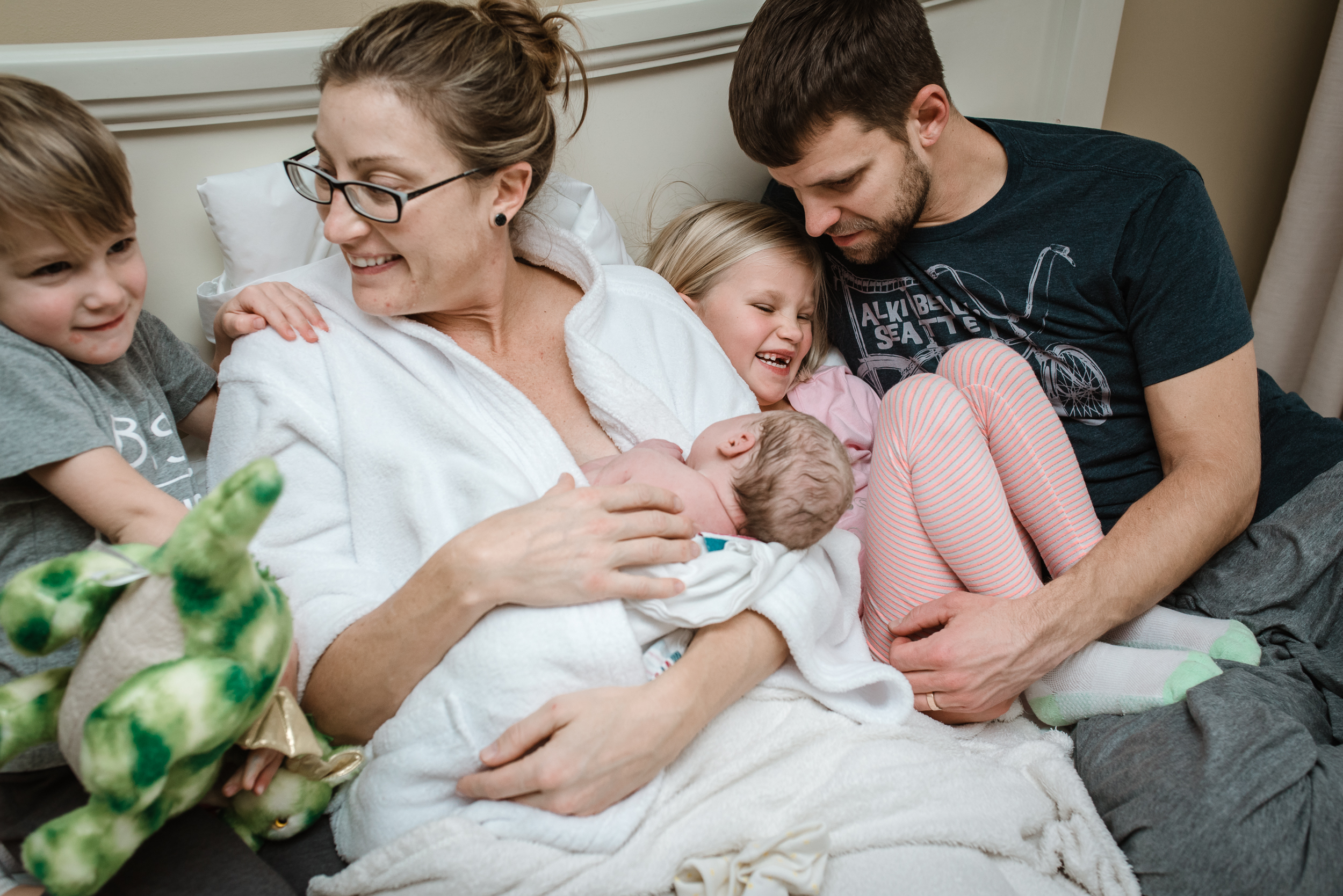 Meredith Westin Photography- Minneapolis Birth Stories and Films-December 01, 2018-102159.jpg