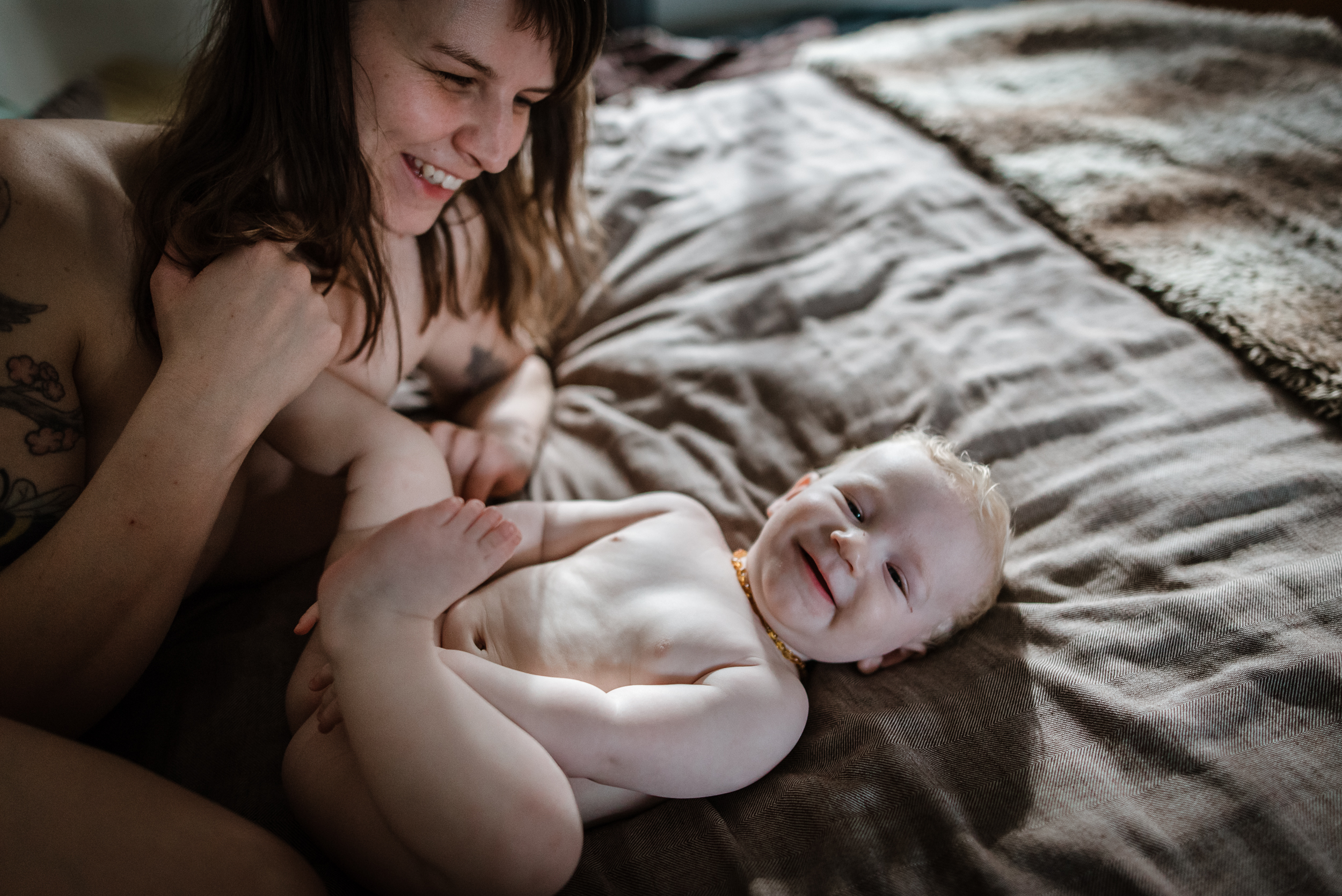 Best Birth Photography Minneapolis St. Paul Minnesota Meredith Westin Postpartum Breastfeeding Motherhood-April 08, 2018-085431.jpg