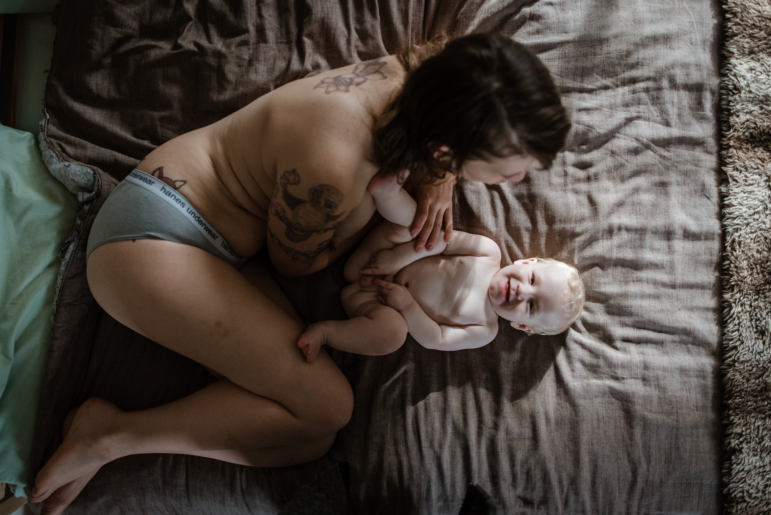 Best Birth Photography Minneapolis St. Paul Minnesota Meredith Westin Postpartum Breastfeeding Motherhood-April 08, 2018-085612.jpg