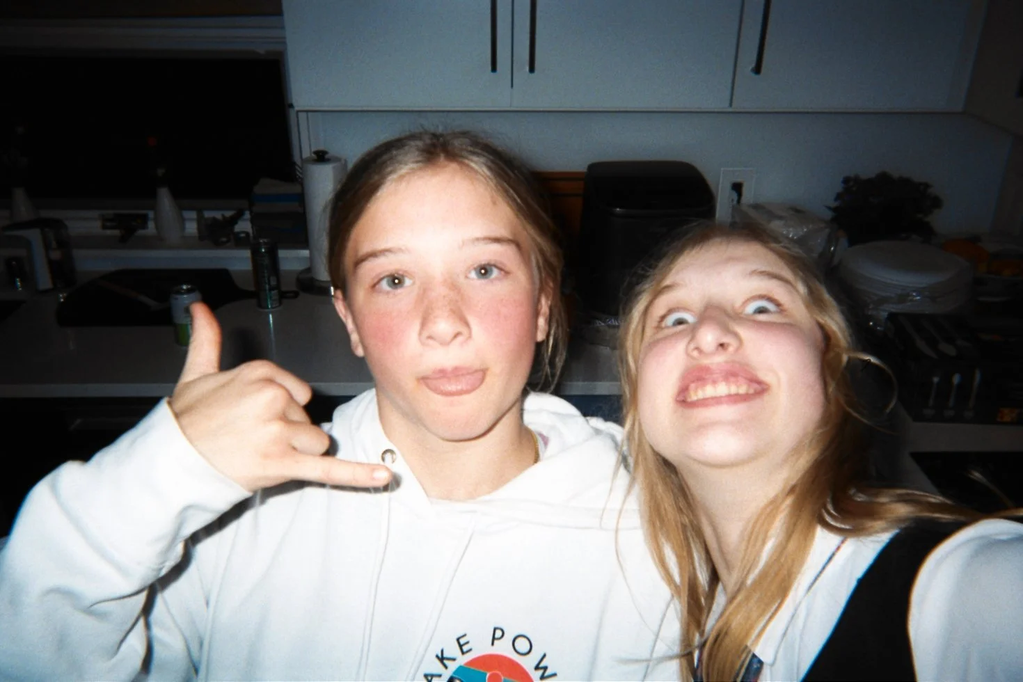 4105_001.jpg