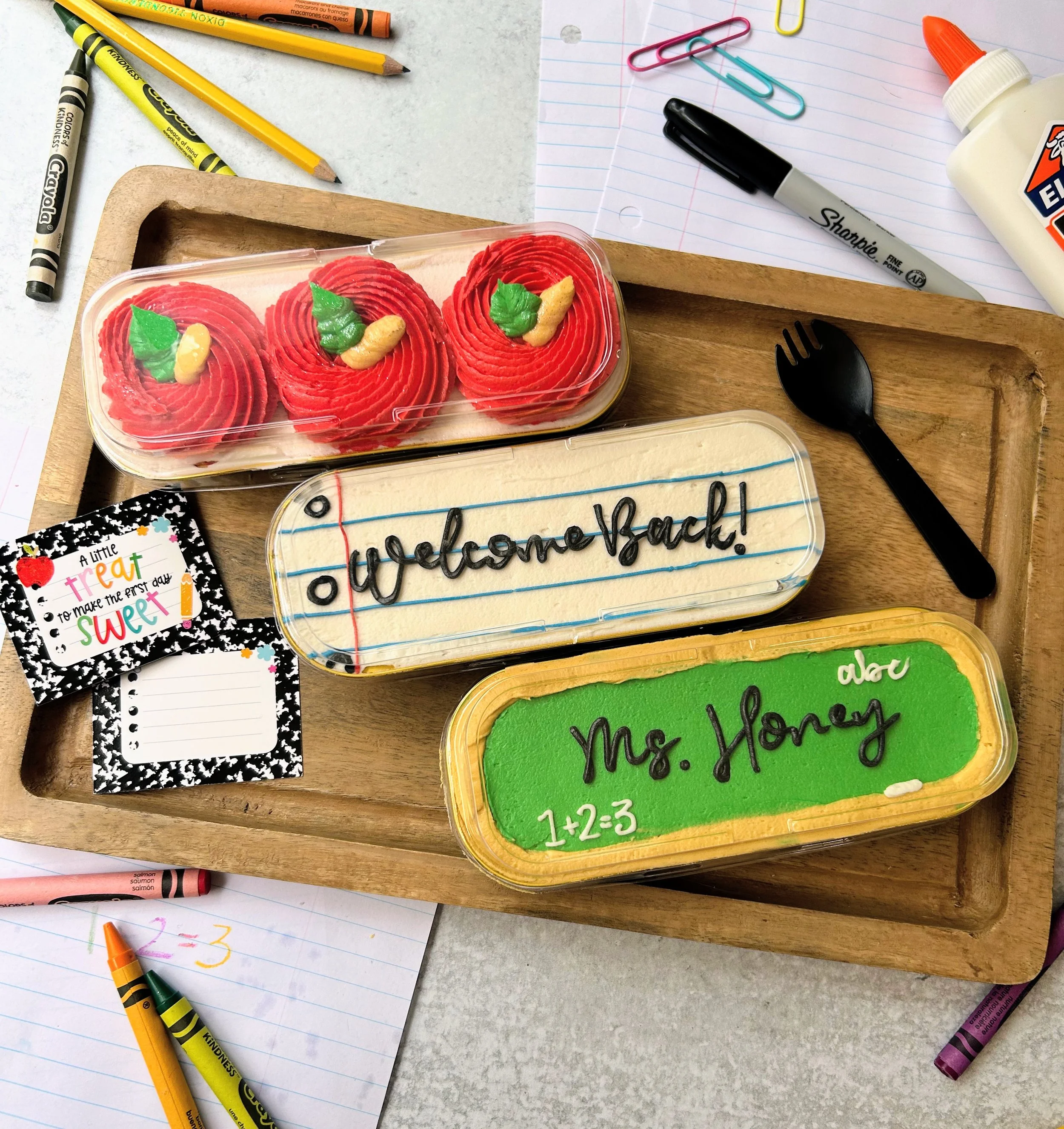 School mini cakes.JPG