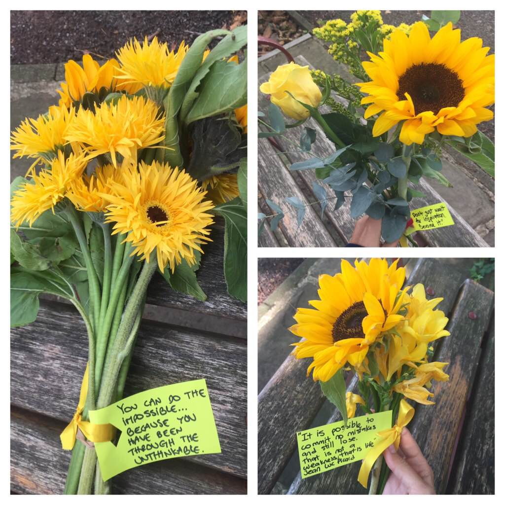 The biggest bunch were today and Olivia's Tía BL got those for her - The quote is specially dedicated to my Awesome Mums, and to any other mother missing their child.