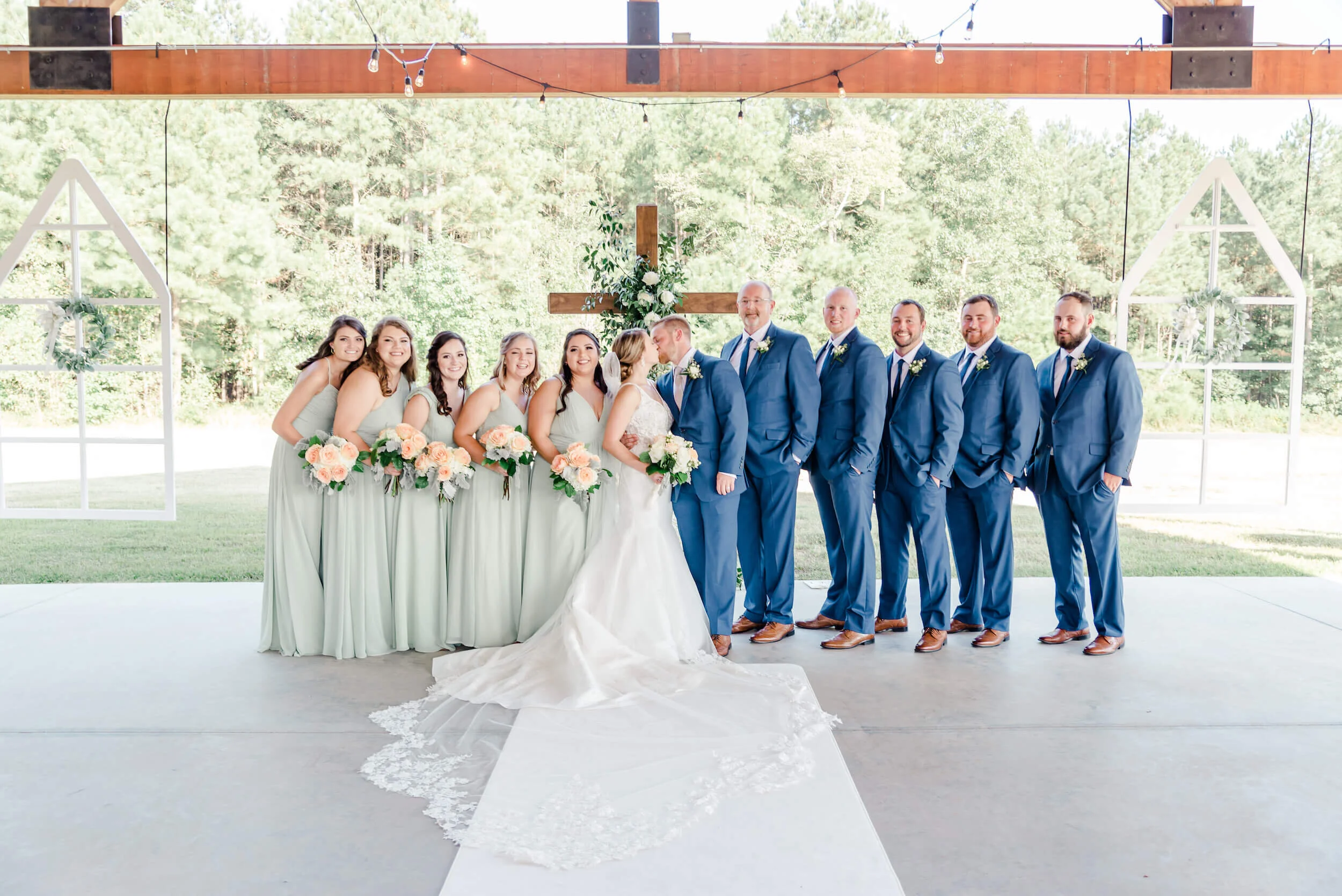 Madison + Kyle: A Southern Vintage Wedding