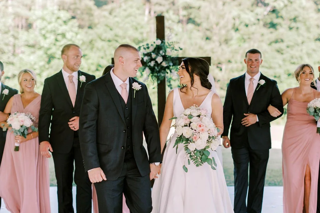 Ashley + Tyler: An Outdoor Wedding at Oakland Farm