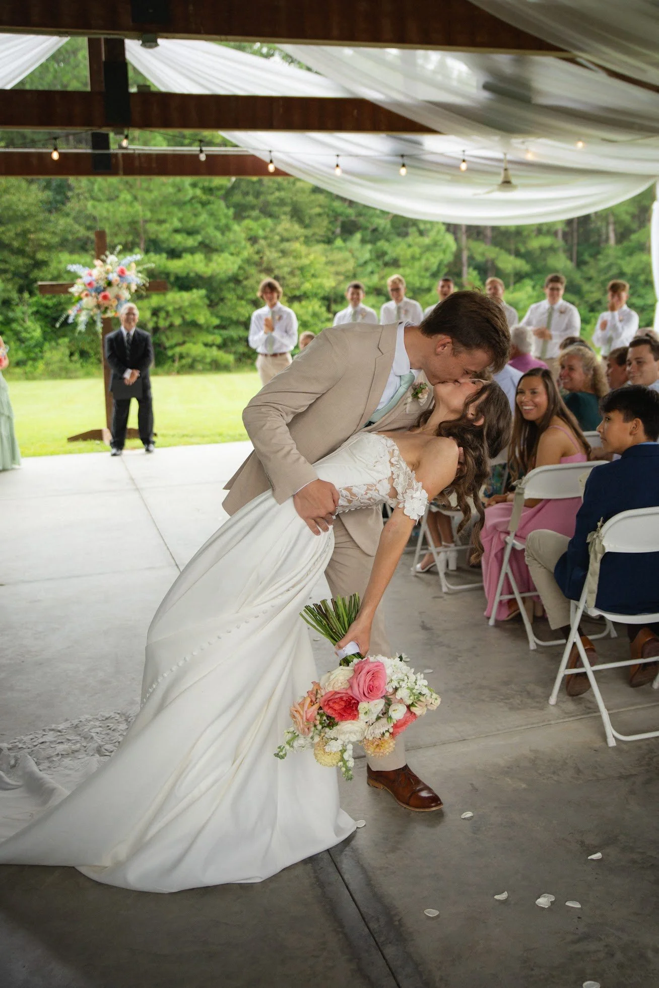 Emma + Kelly: The Sweetest Start to August