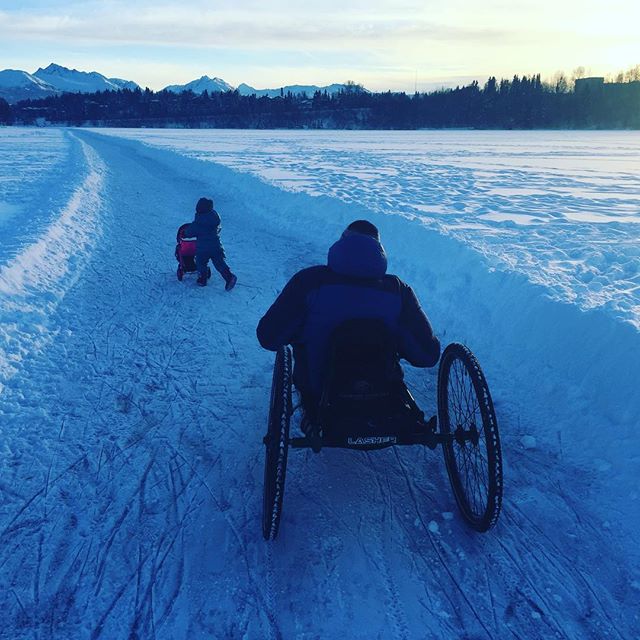 Heading into 2019 like this... Can you spot the Snowshoe Hare in picture #3? Here's to snowy trails, warm fires, and fun with friends and family. #optoutside #accessibletravel #alaska #happy2019 #strollers #alaskatoddlers #denali