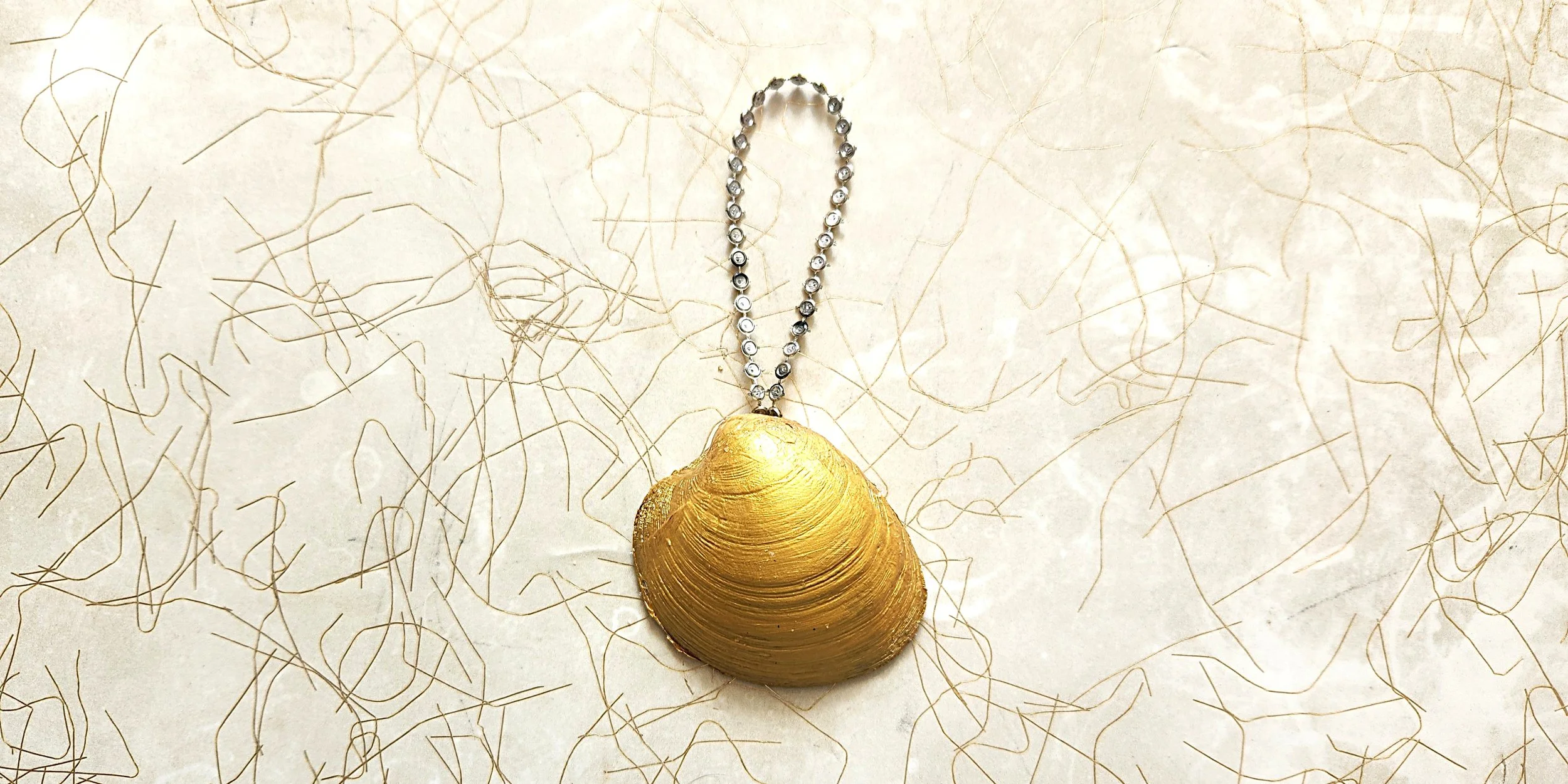 clam ornament solo back.jpg