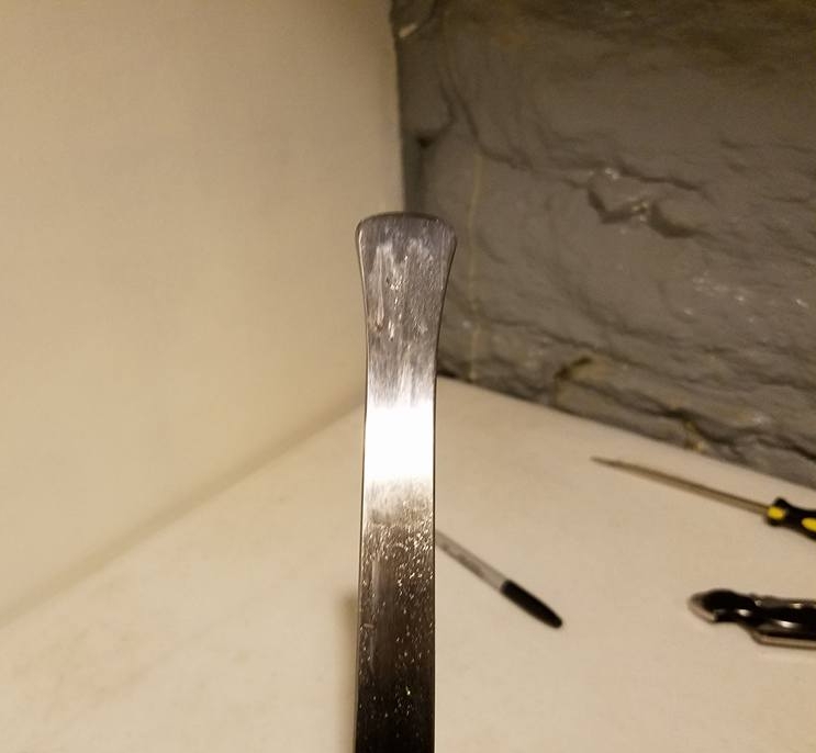 Editor: The spatulated tip and flex in the blade are extremely welcome to thrust heavy fencers like myself. Normally I might pull a thrust with another feder, but with the mini-moc, I will bury it to the hilt.