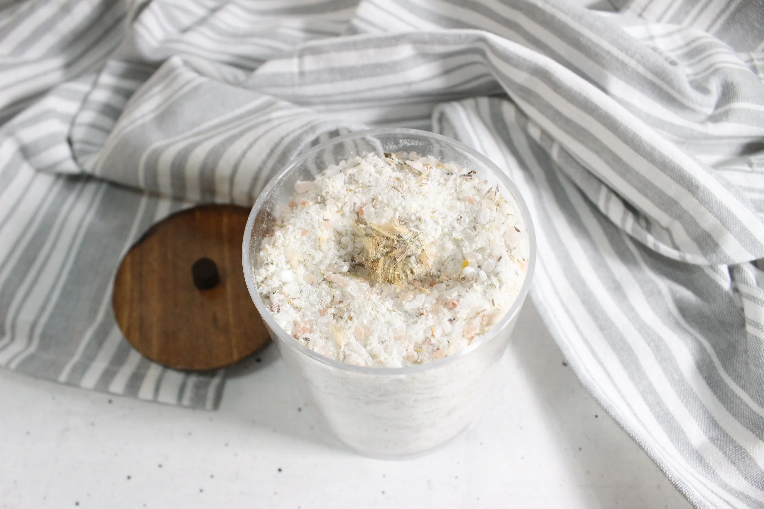 How To Make: DIY Arnica Muscle Bath Soak – Soothe Aches Naturally