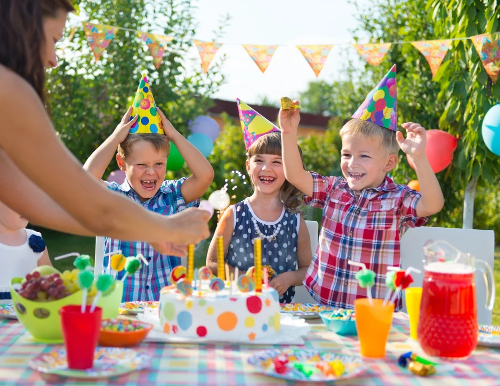 kidsataparty-1.jpg