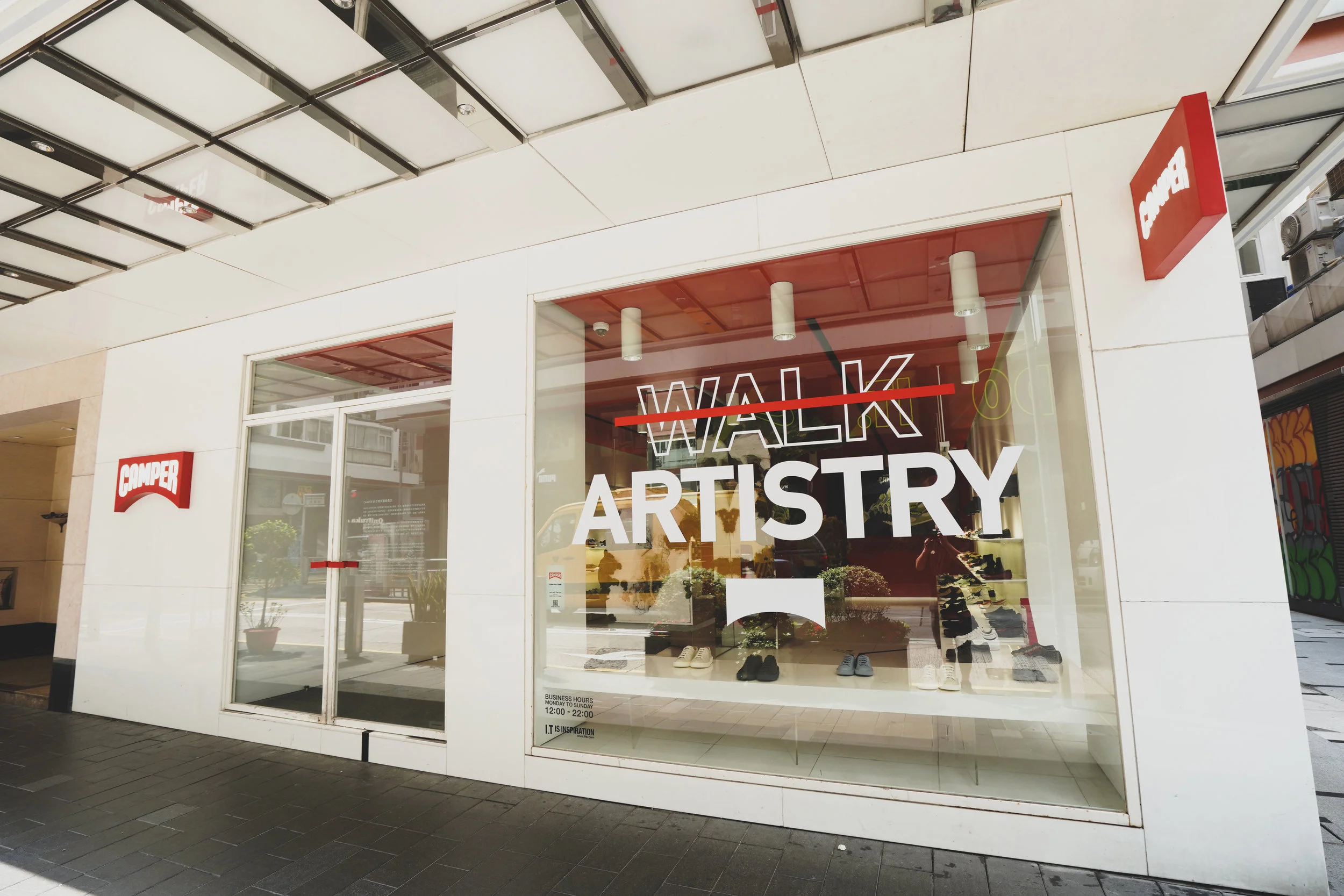 Walk Artistry at Hong Kong.