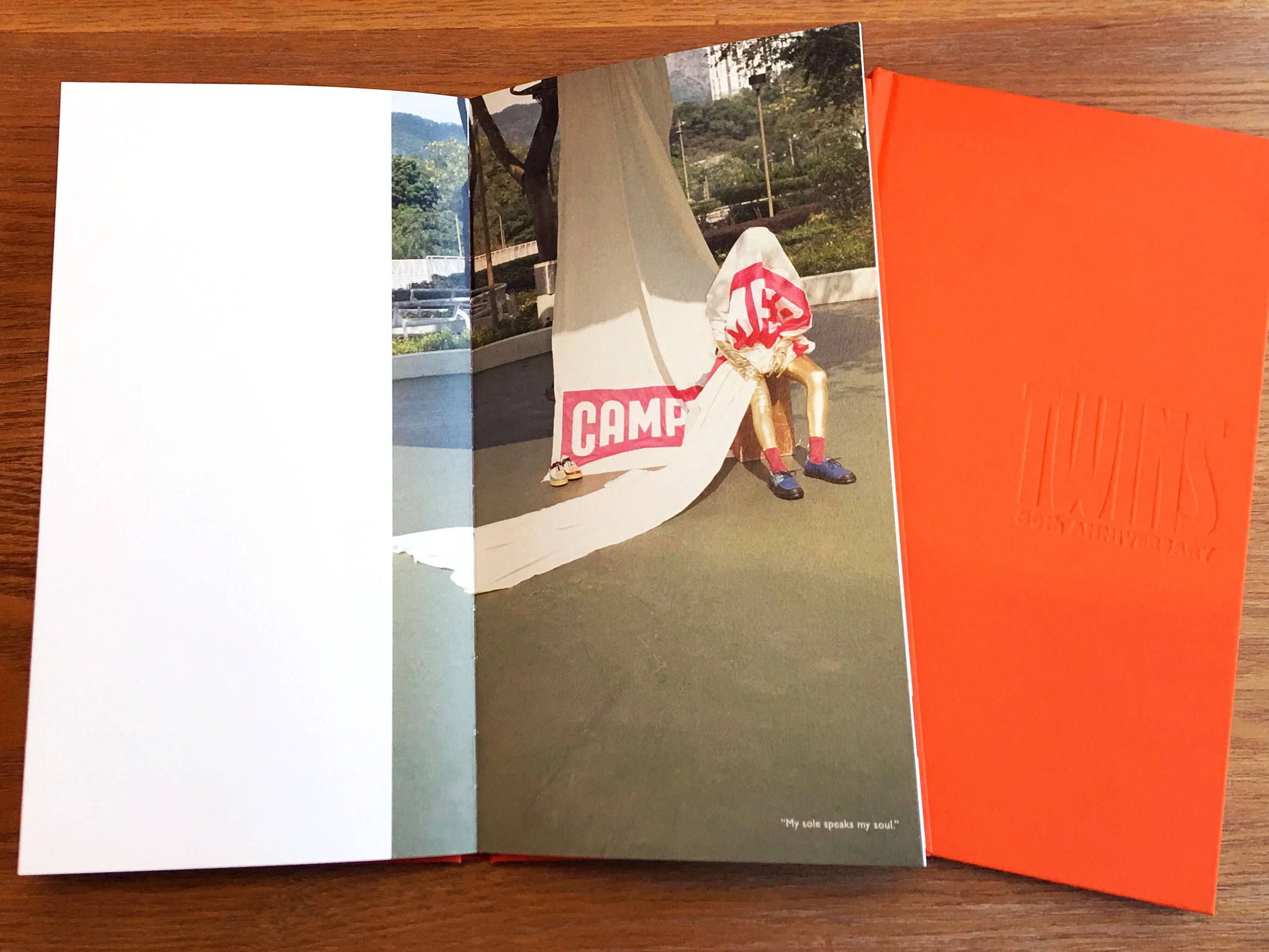 Camper_booklet_phoro_01.jpg