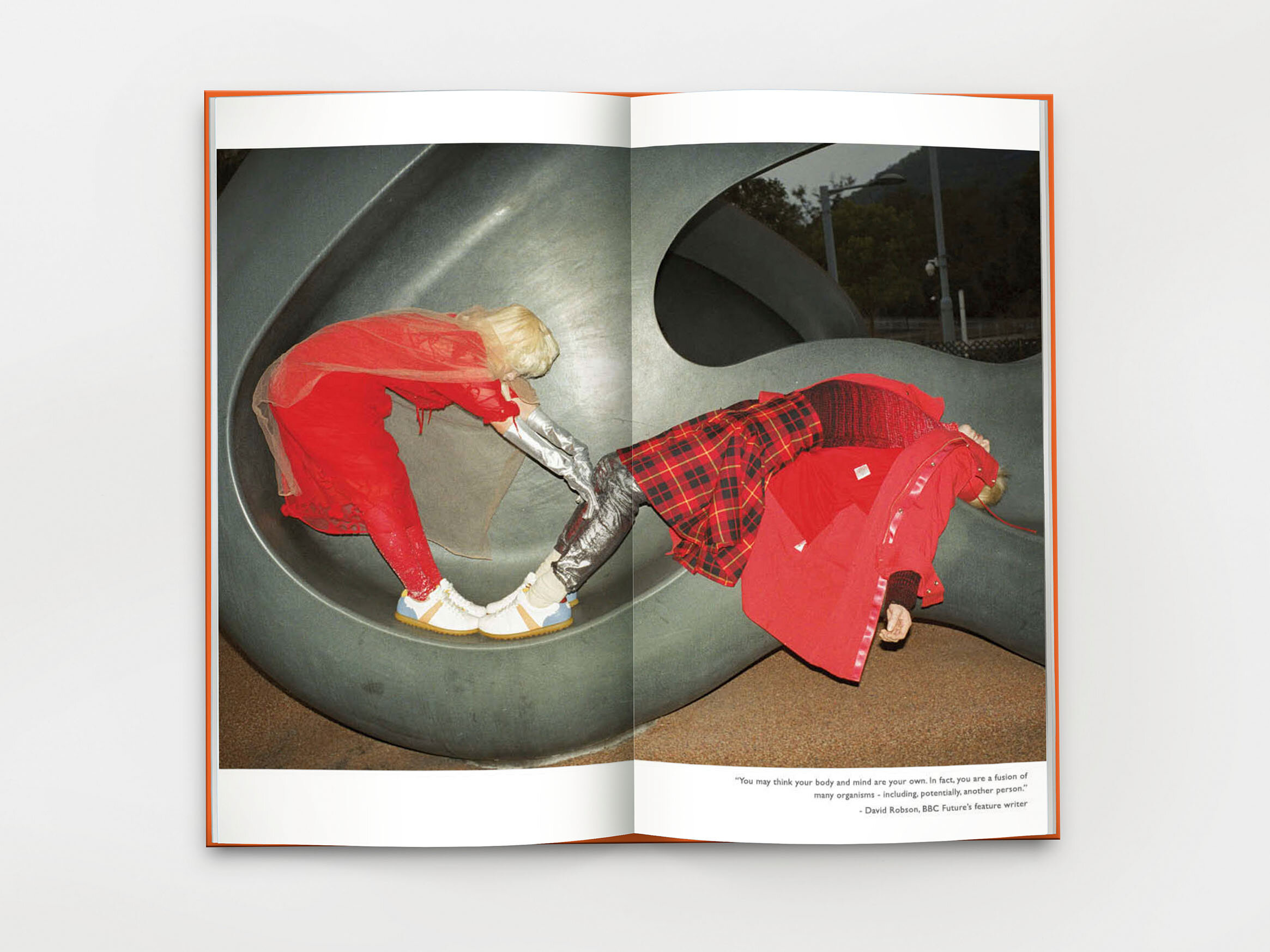 Camper_booklet_phoro_08.jpg