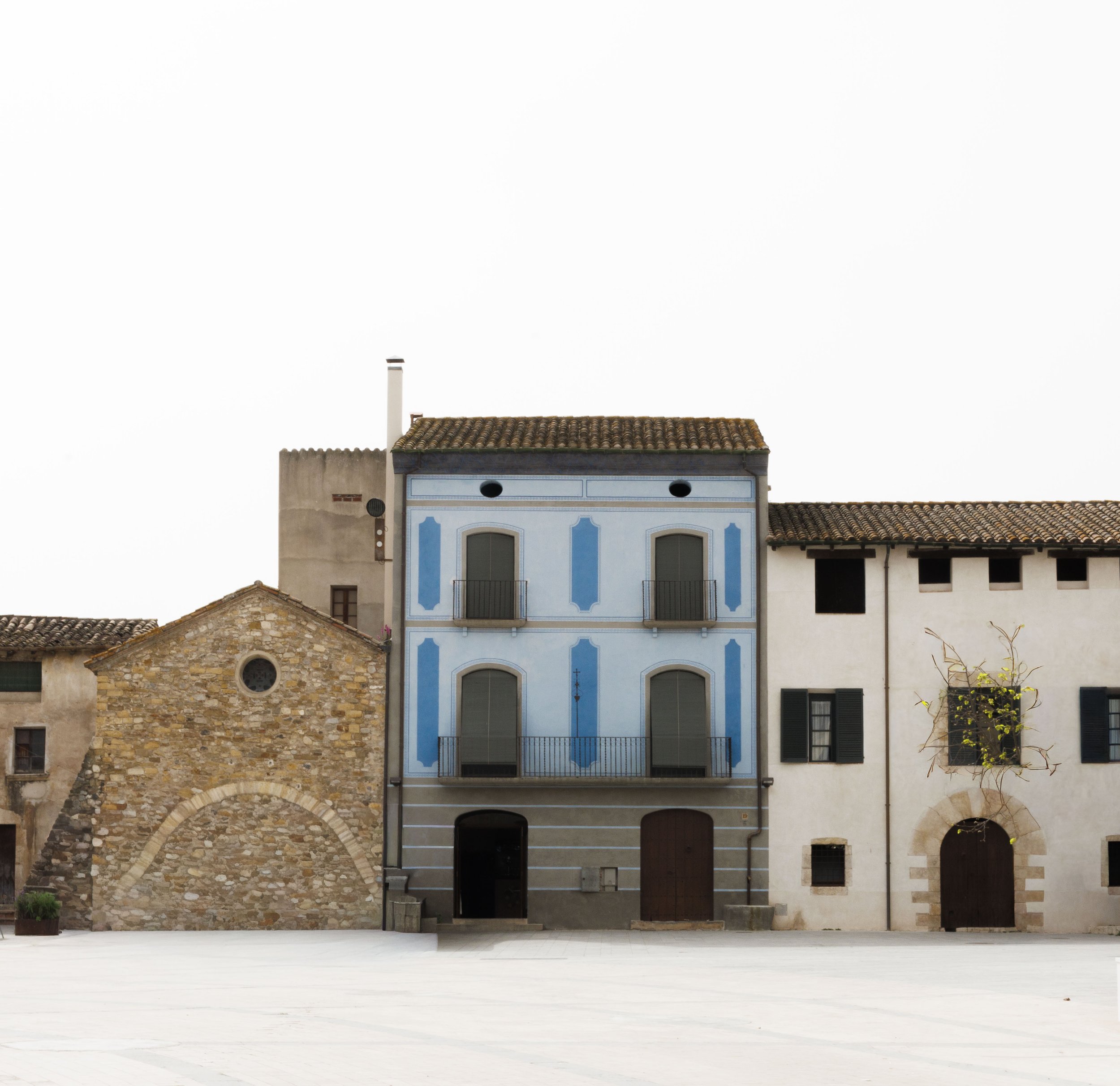 BLUE BUILDING - SPAIN 2026