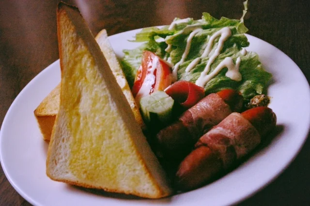 フランクフルトのベーコン巻き