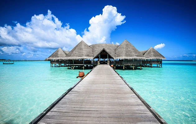 Finding Islands In a Binary Matrix