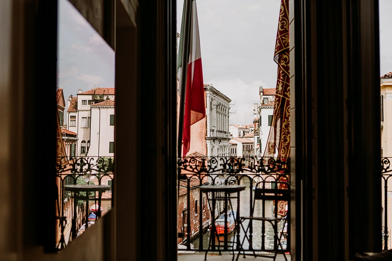 020-Venice-Intimate-Wedding.jpg