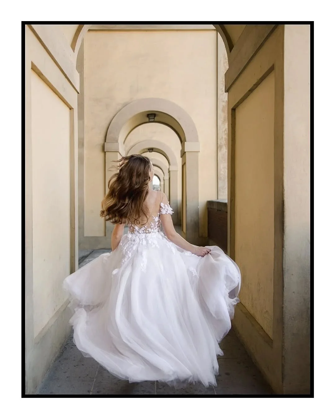 Tuscan Diaries 🌿
.
.
.
.
.
.
.
.
.
.
.
.
.
.
.
.
.
.
.
.
.
.
.
.
.
.
.
.
.
#fineartwedding #italywedding #florencewedding #prewedding #destinationwedding #destinationweddingitaly #italyelopement #lakecomowedding #weddingdestination #weddinginitaly #