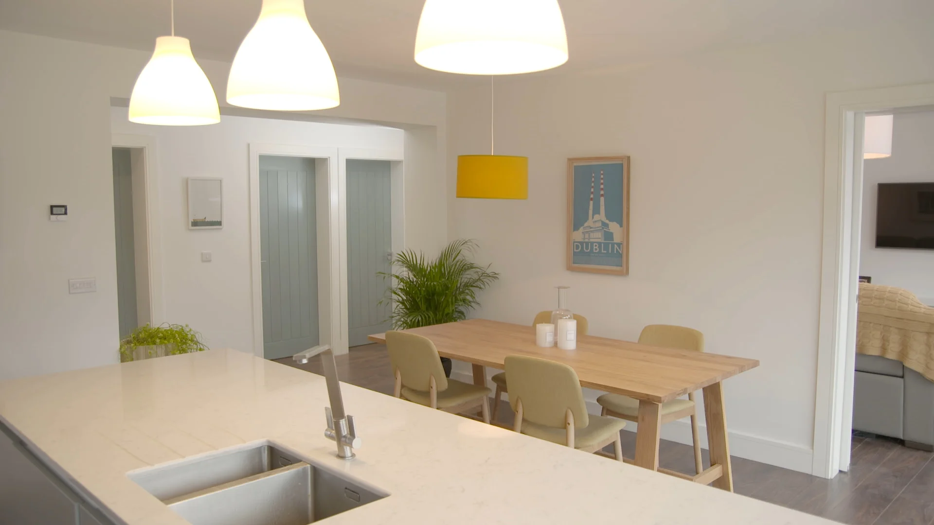 TX1 RTI10 Malahide After Kitchen 3.jpg