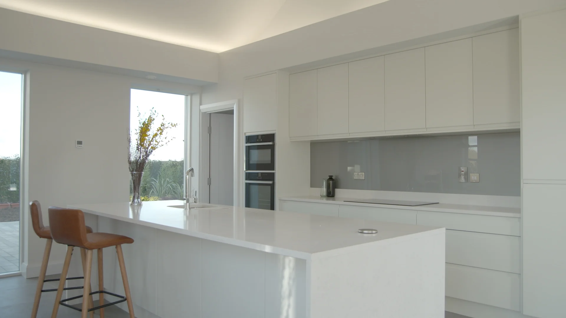 TX3 RTI10 Moate AFTER Kitchen .jpg