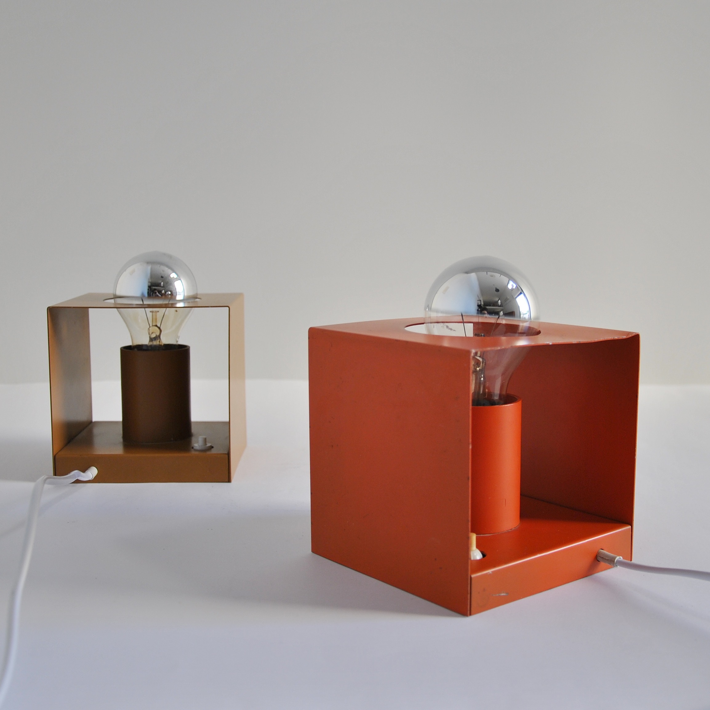 A selection of mid century and vintage lamps.