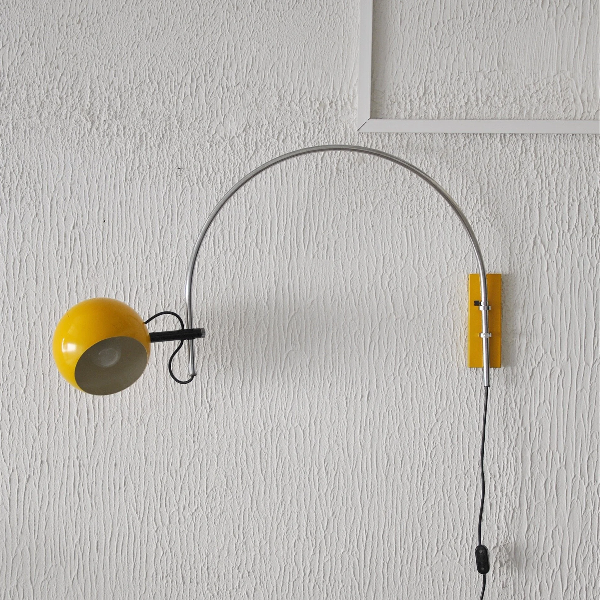 402 GEPO 1960S ARC WALL LAMP3.JPG