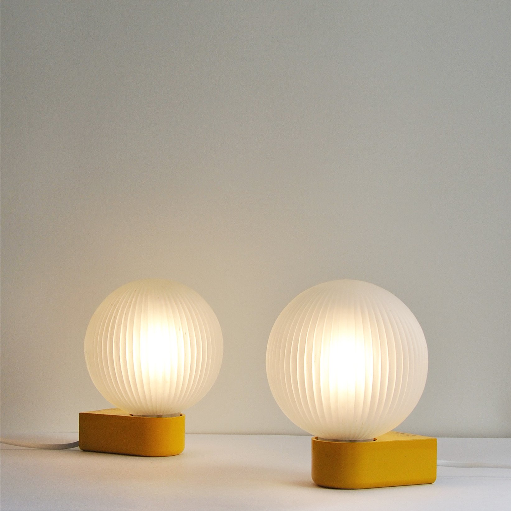 481 SET OF FRENCH INDA WALL LAMPS3.JPG