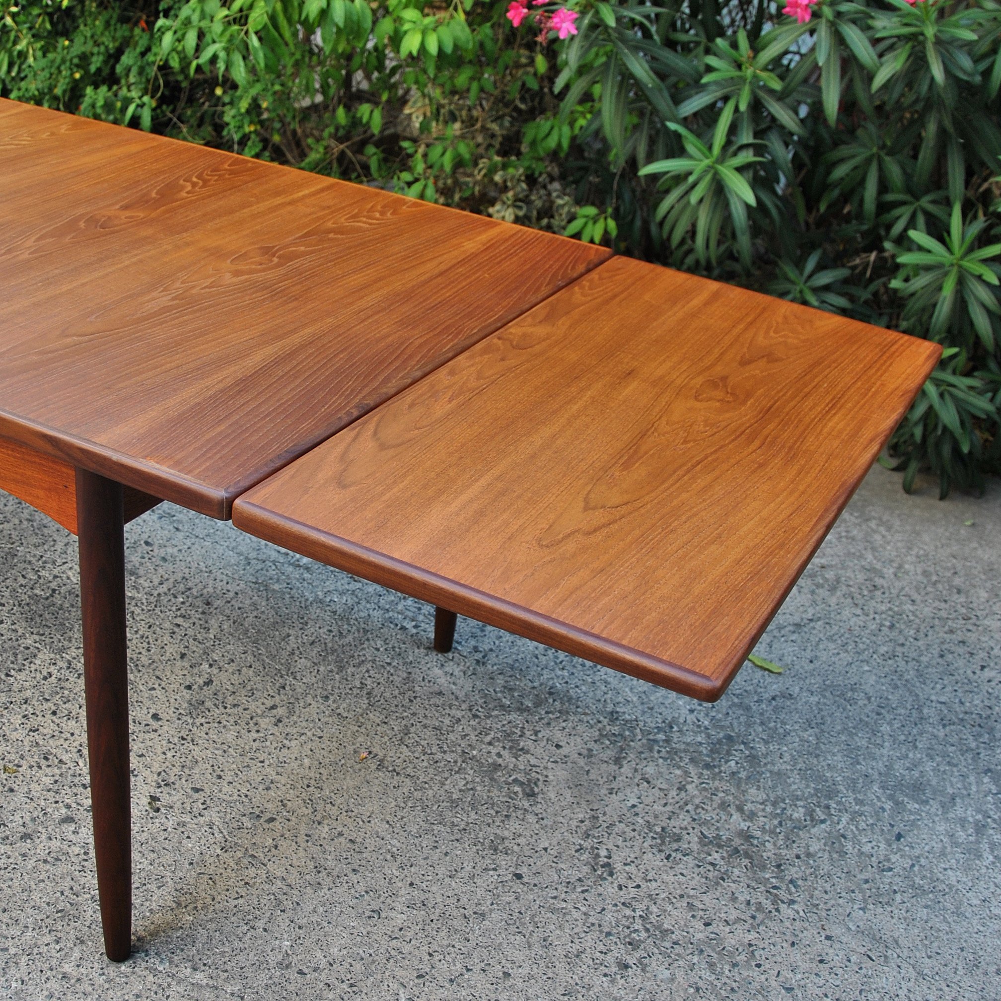 418 G PLAN DINING TABLE EXTENDABLE6.JPG