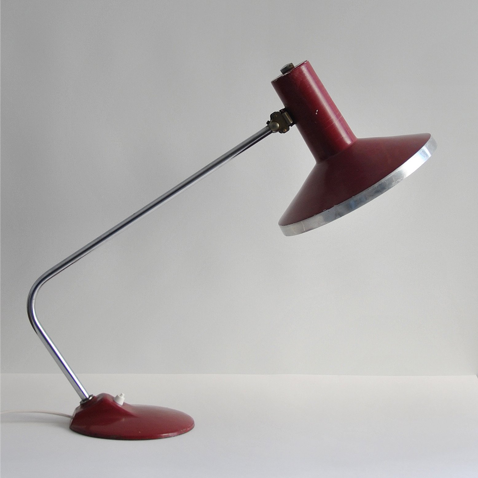 549 SOVIET DESK LAMP.JPG