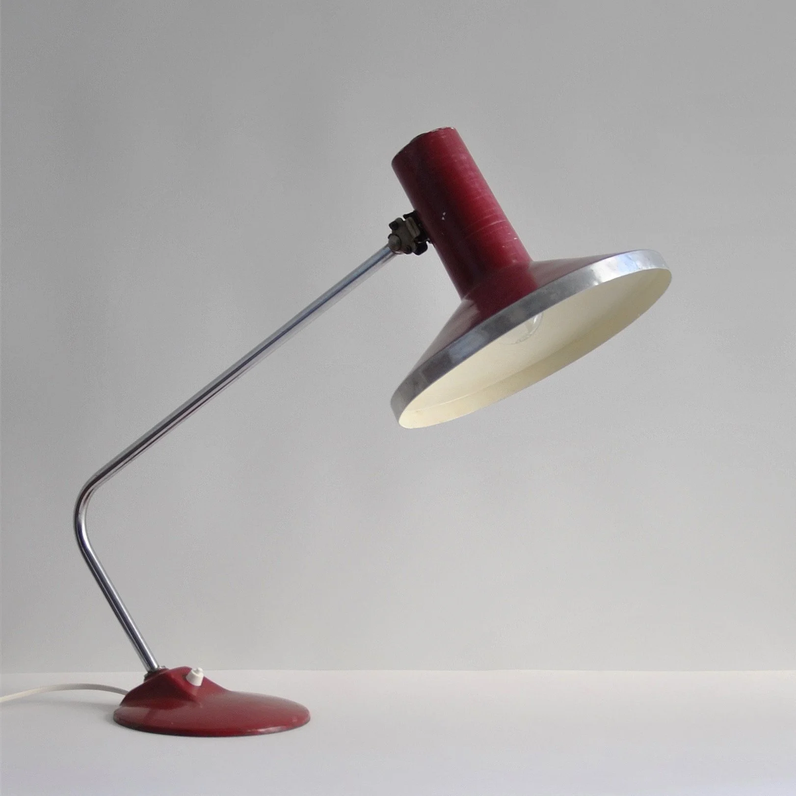 549+SOVIET+DESK+LAMP2.jpg