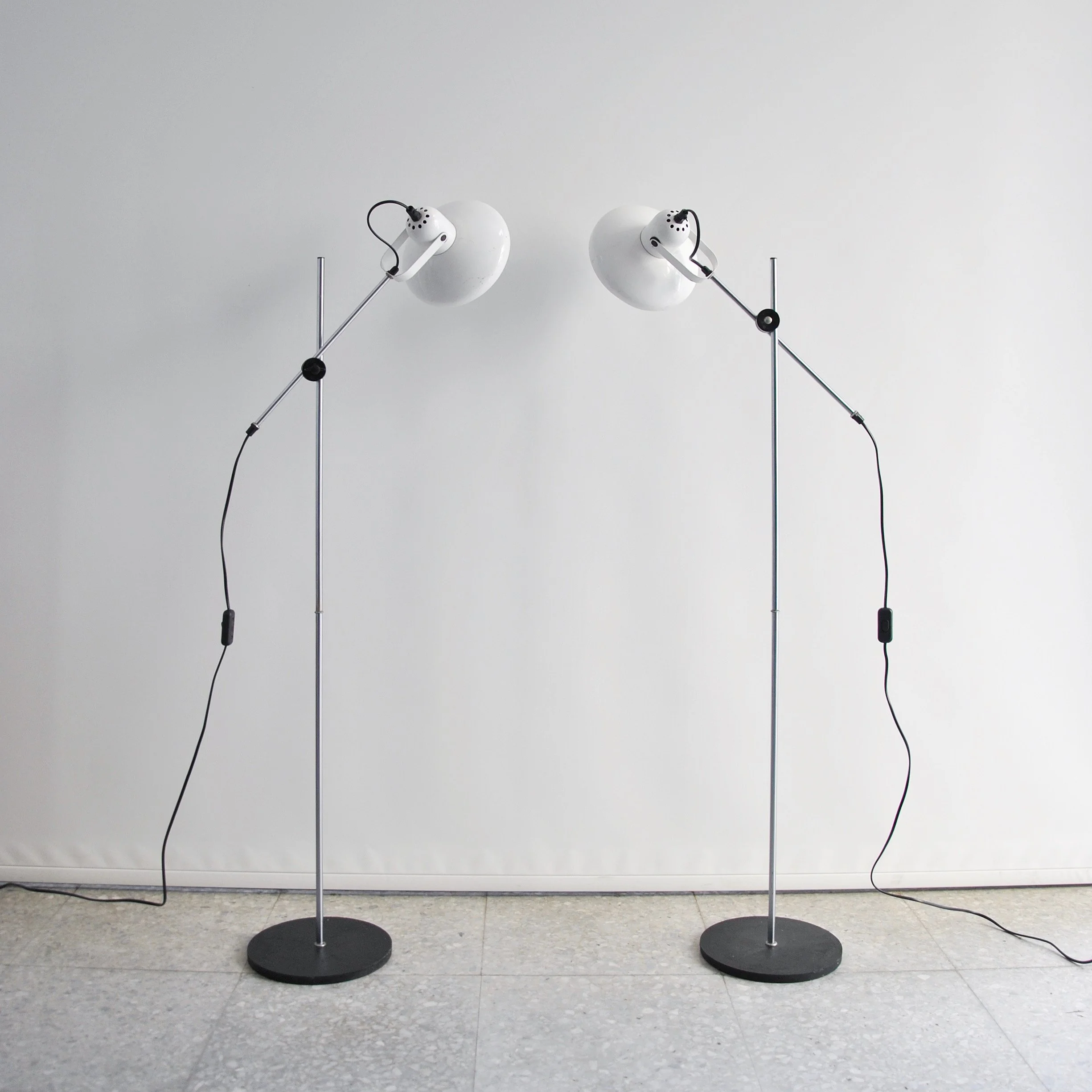 546 ANVIA FLOOR LAMPS2.JPG