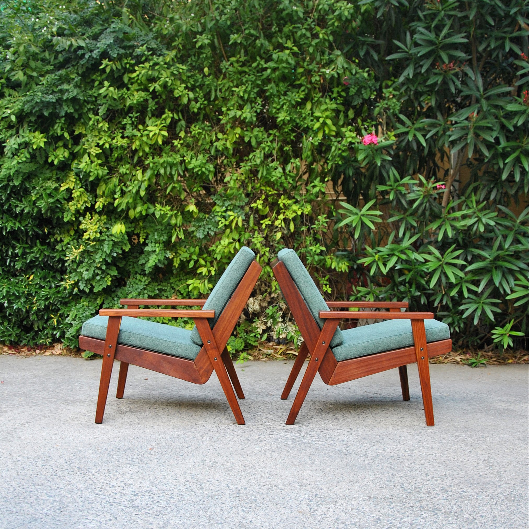 465 MAHOGANY ARMCHAIRS5.JPG