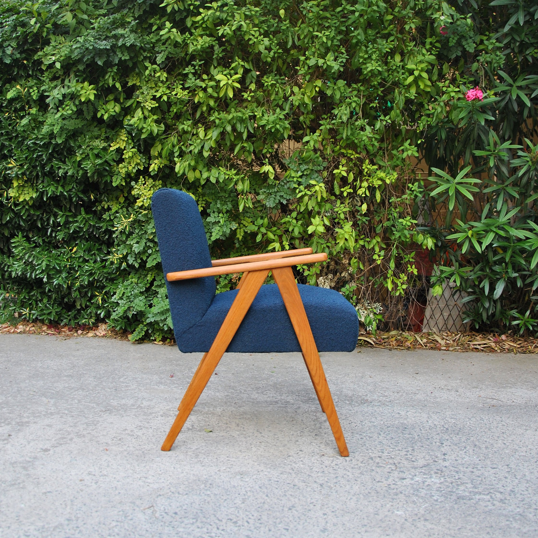 308 BEECH SCISSOR CHAIR4.JPG