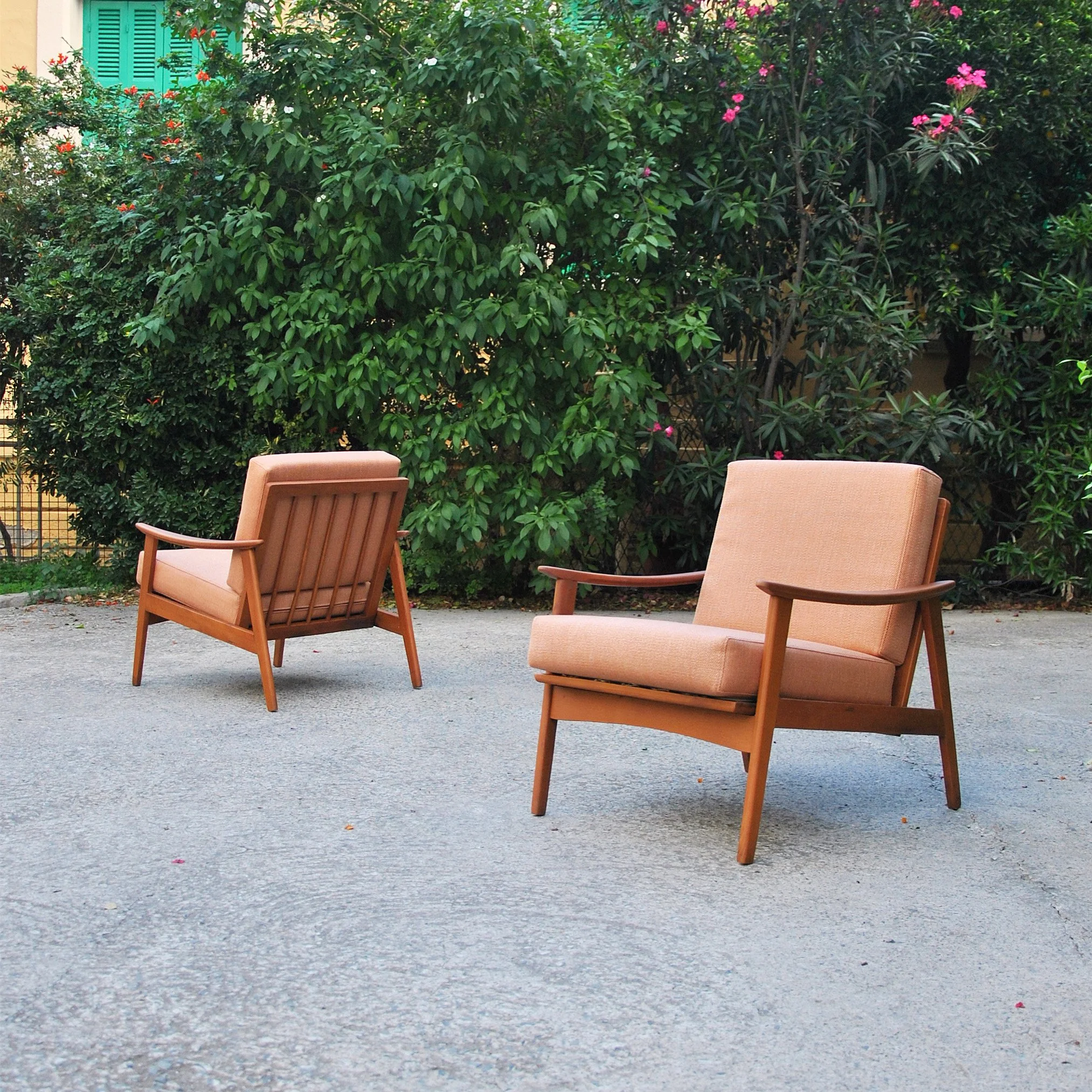 562 DANISH STYLE TEAK EASY CHAIRS3.JPG