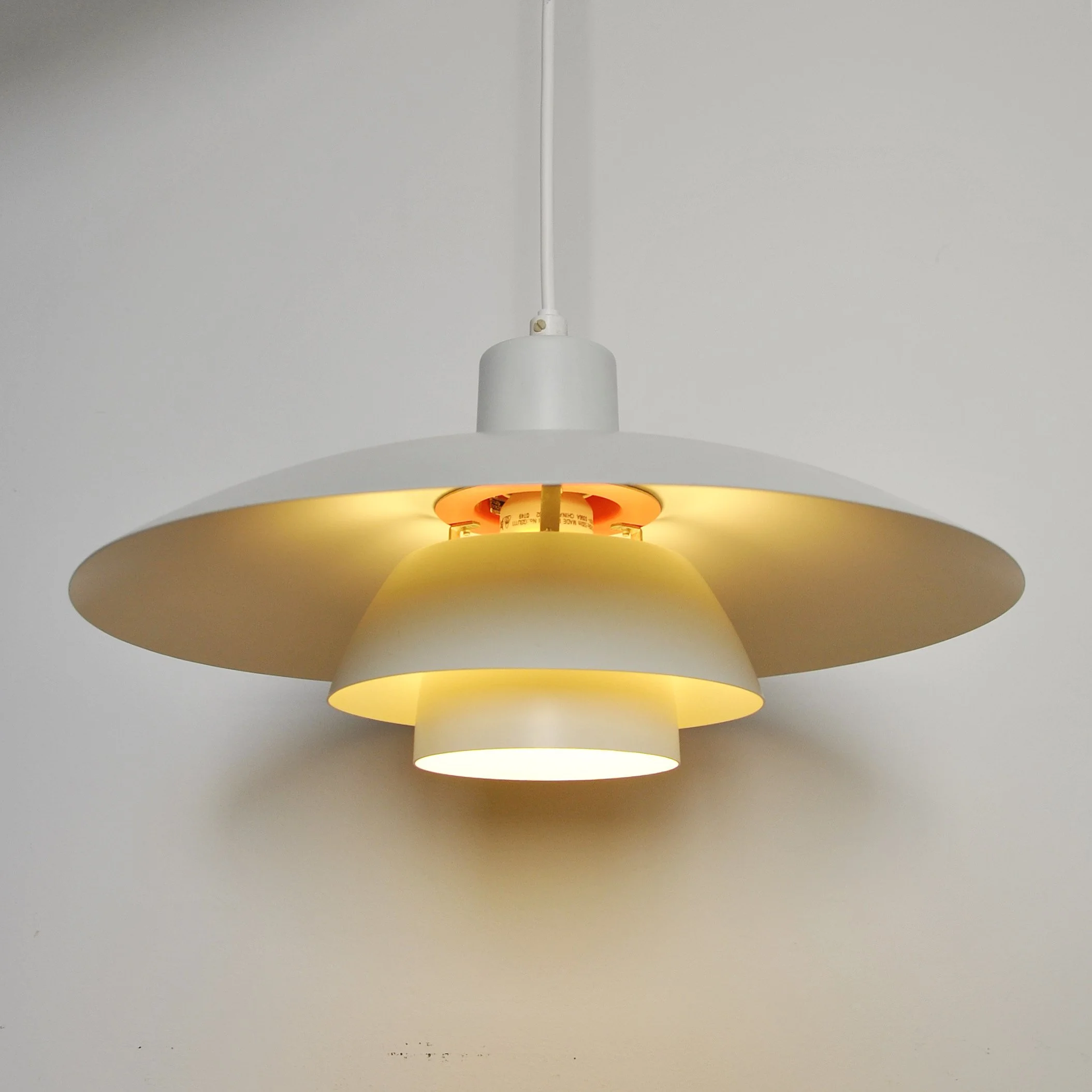 632 POULSEN PH43 PENDANT4.JPG