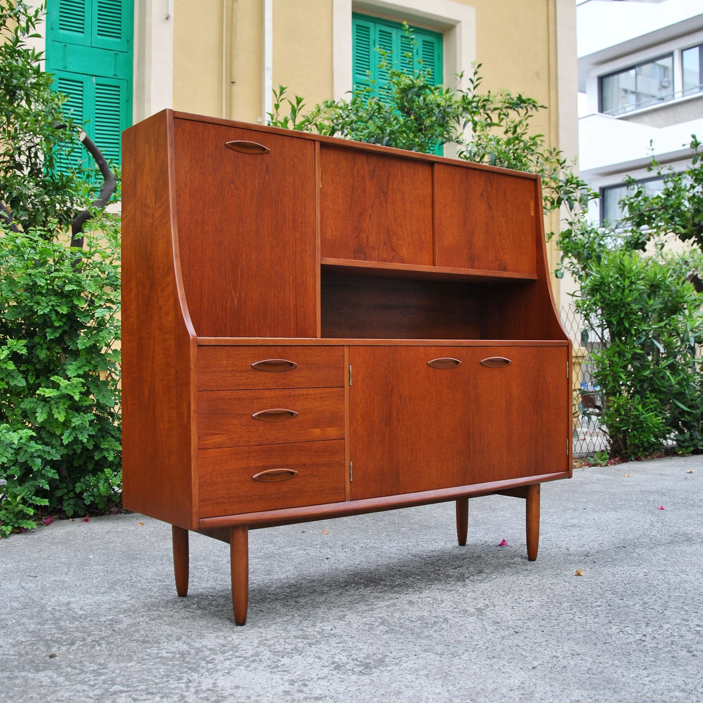 643 JENTIQUE HIGHBOARD TEAK2.JPG