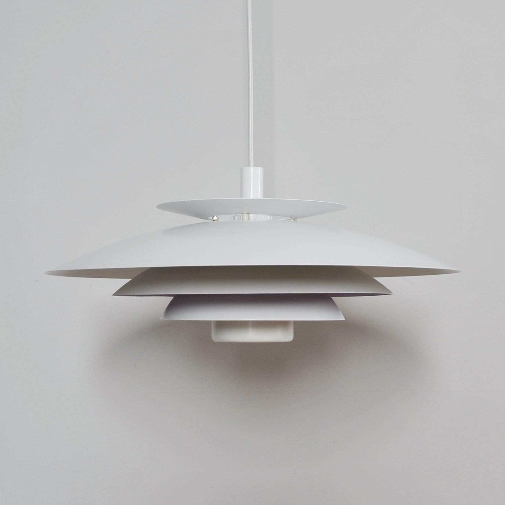 708 DANISH FORM LIGHT PENDANT2.JPG