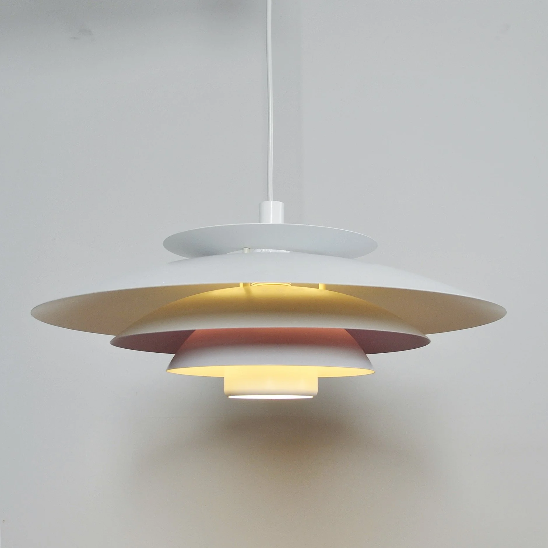 708 DANISH FORM LIGHT PENDANT3.JPG