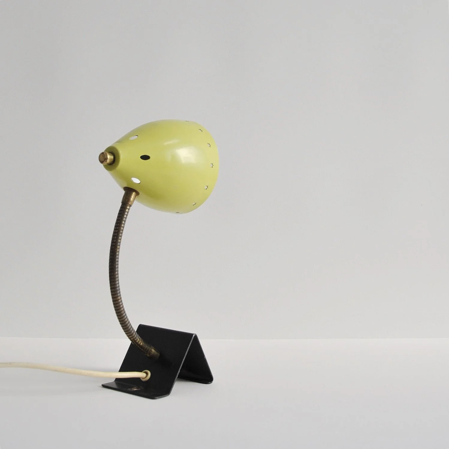 740 HALA ZEIST DESK LAMP2.JPG