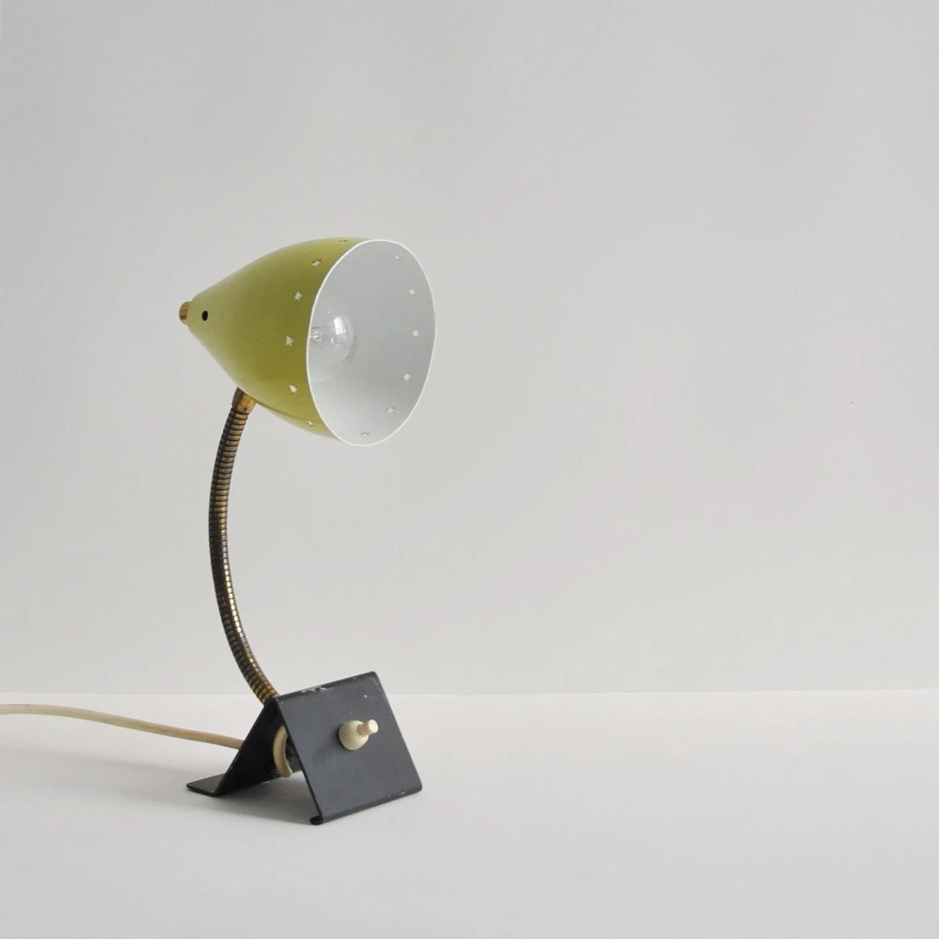 740 HALA ZEIST DESK LAMP4.JPG