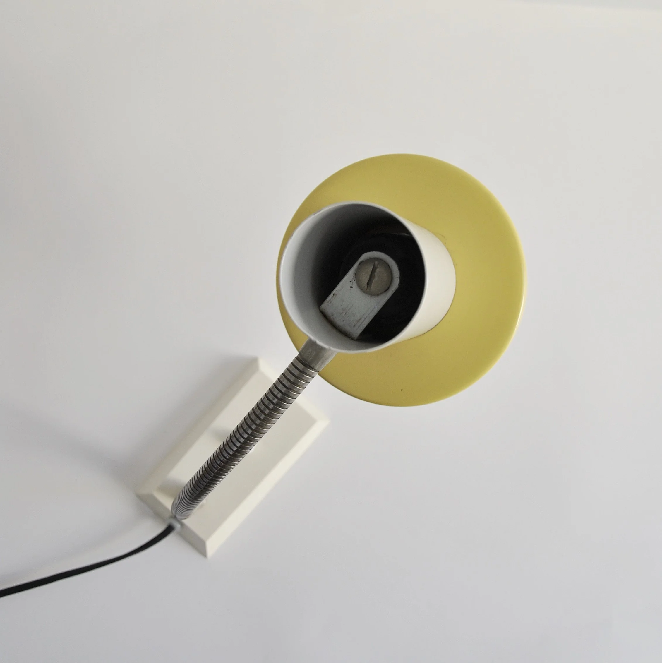 741 SIS 70S DESK LAMP.JPG