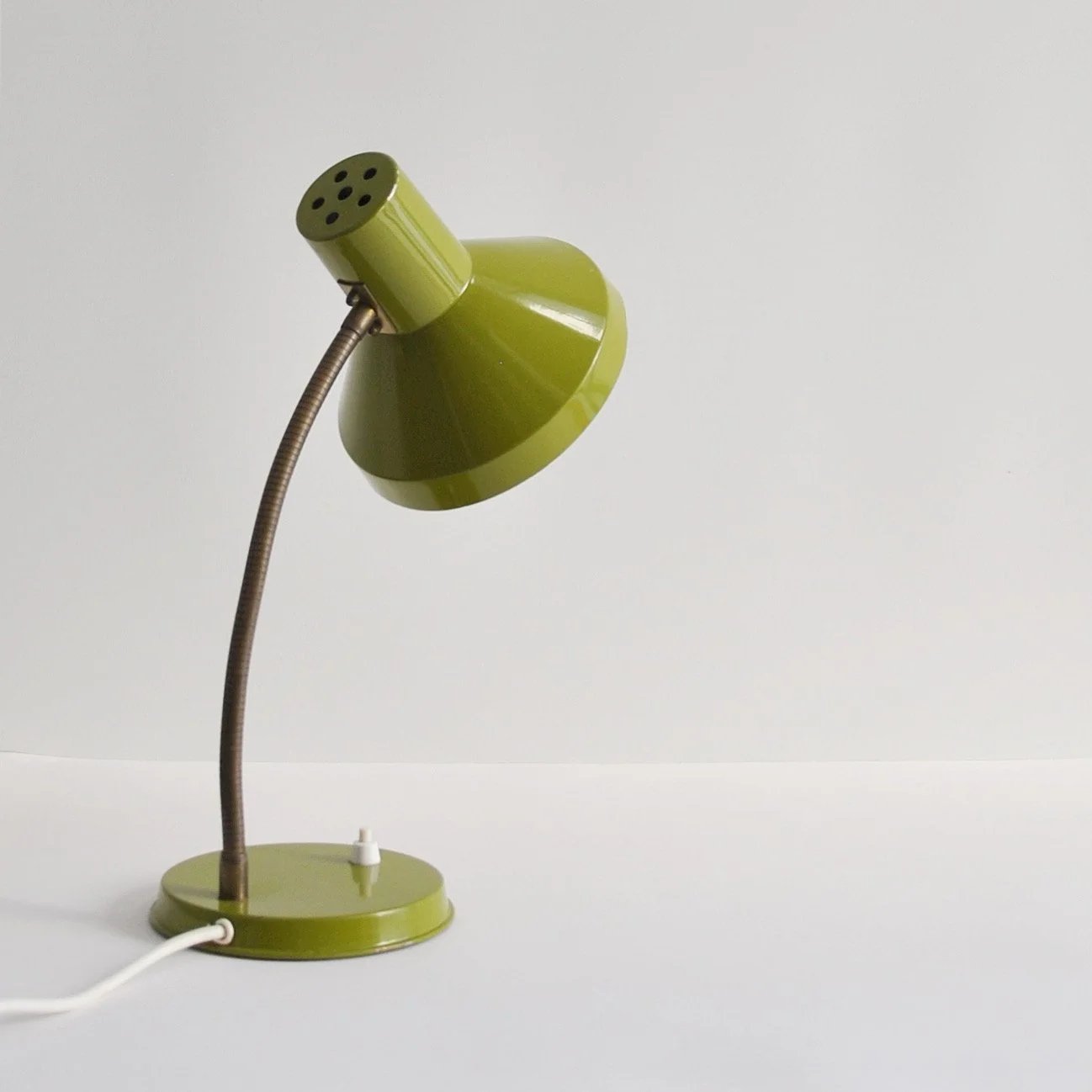 730 VINTAGE TABLE LAMP3.JPG