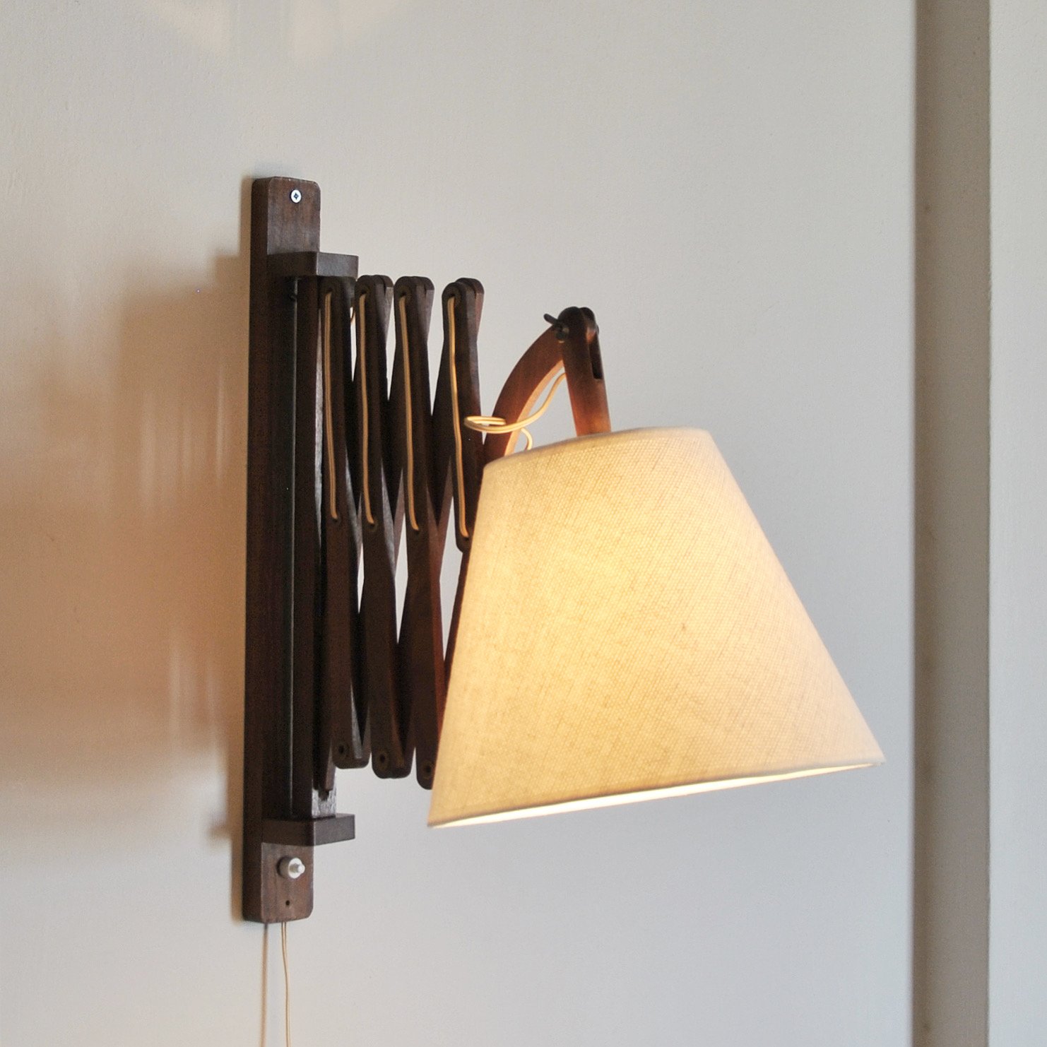 734 DANISH TEAK SCISSOR LAMP2.JPG