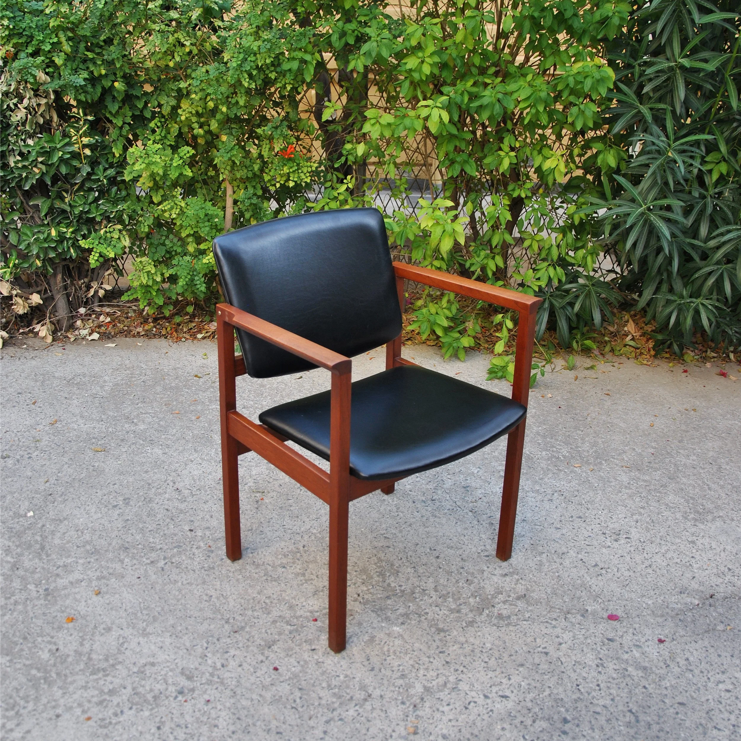 711 SAVVIDES TEAK OFFICE CHAIR3.JPG