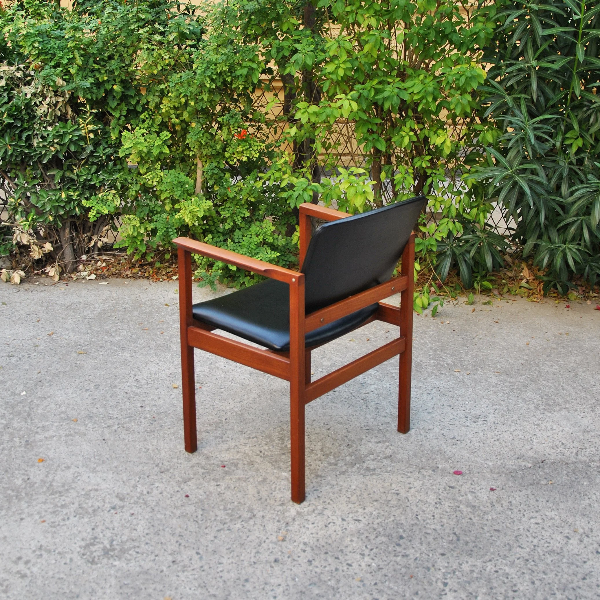 711 SAVVIDES TEAK OFFICE CHAIR2.JPG
