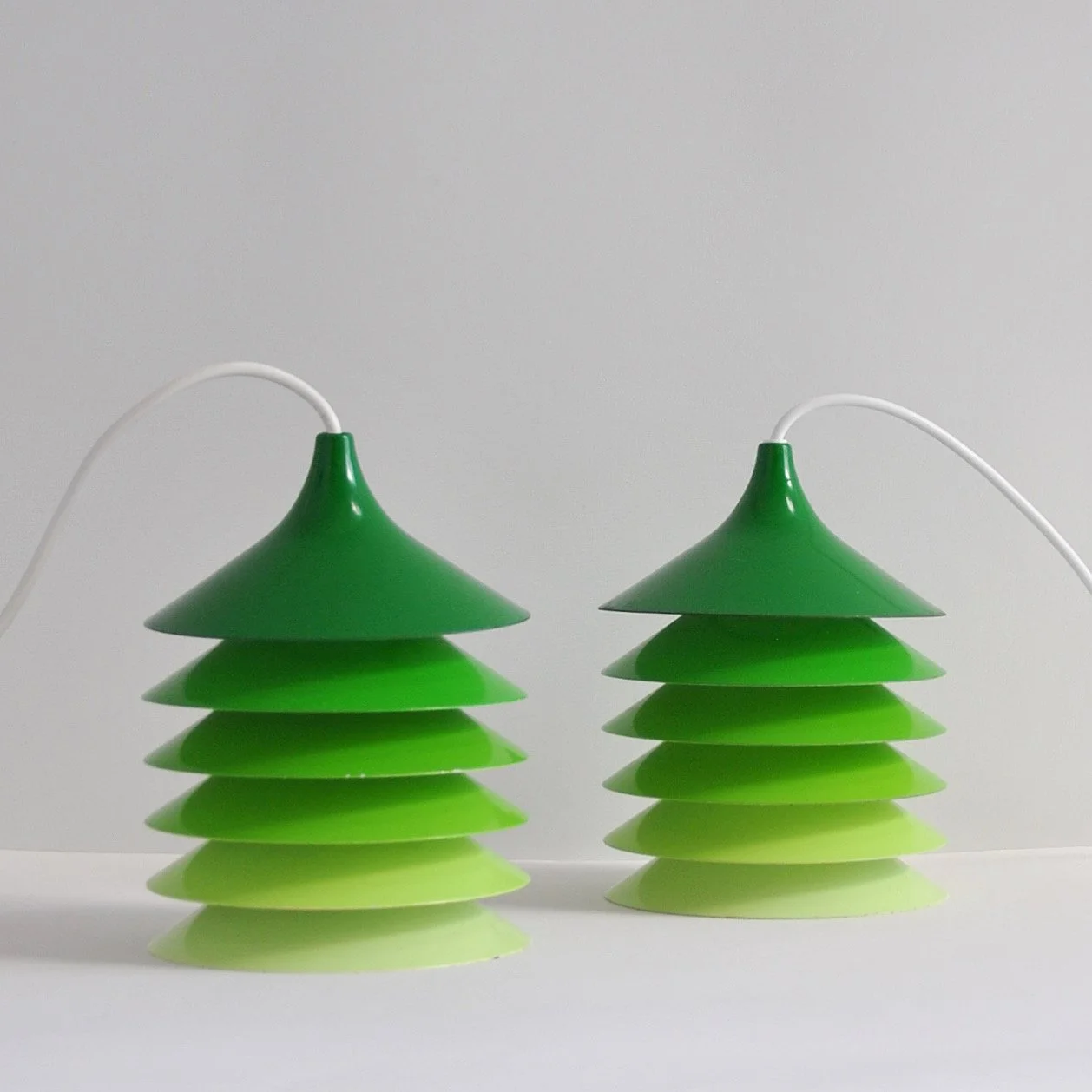763 SET OF IKEA DUETT PENDANTS.JPG
