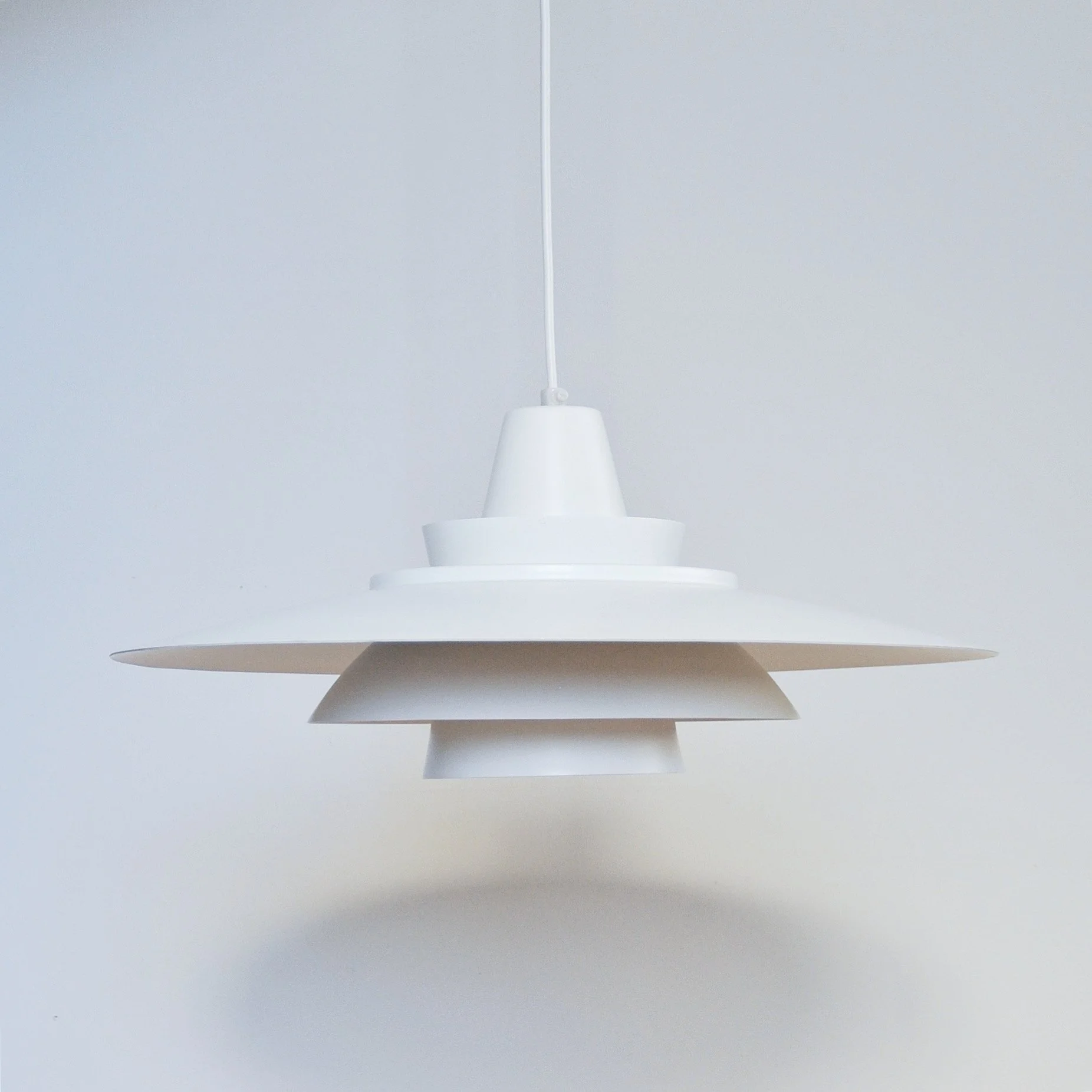 762 MOGENSEN DANISH SUPERLIGHT PENDANT2.JPG